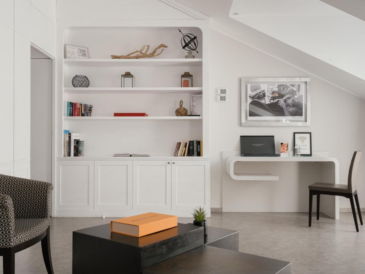 Montenapoleone Suites Milan Luaran gambar