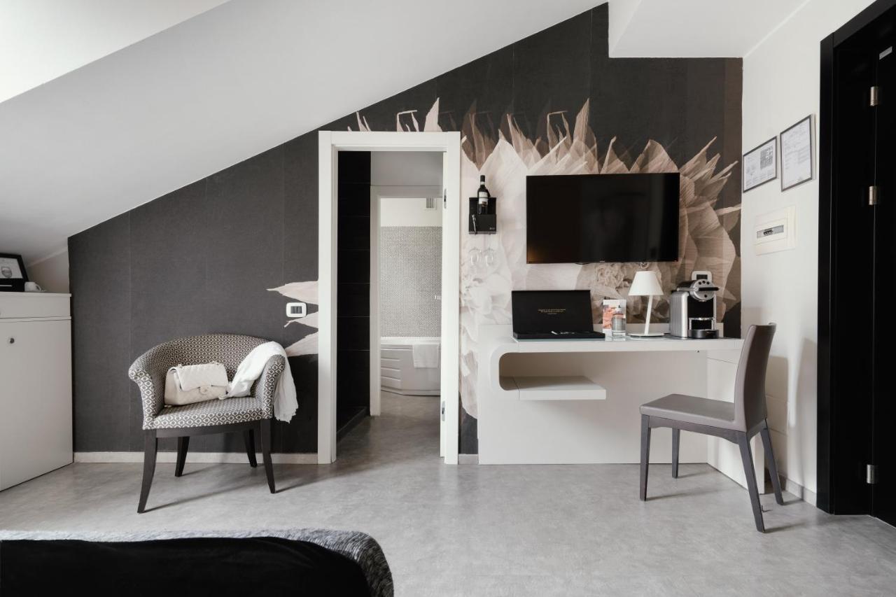 Montenapoleone Suites Milan Luaran gambar