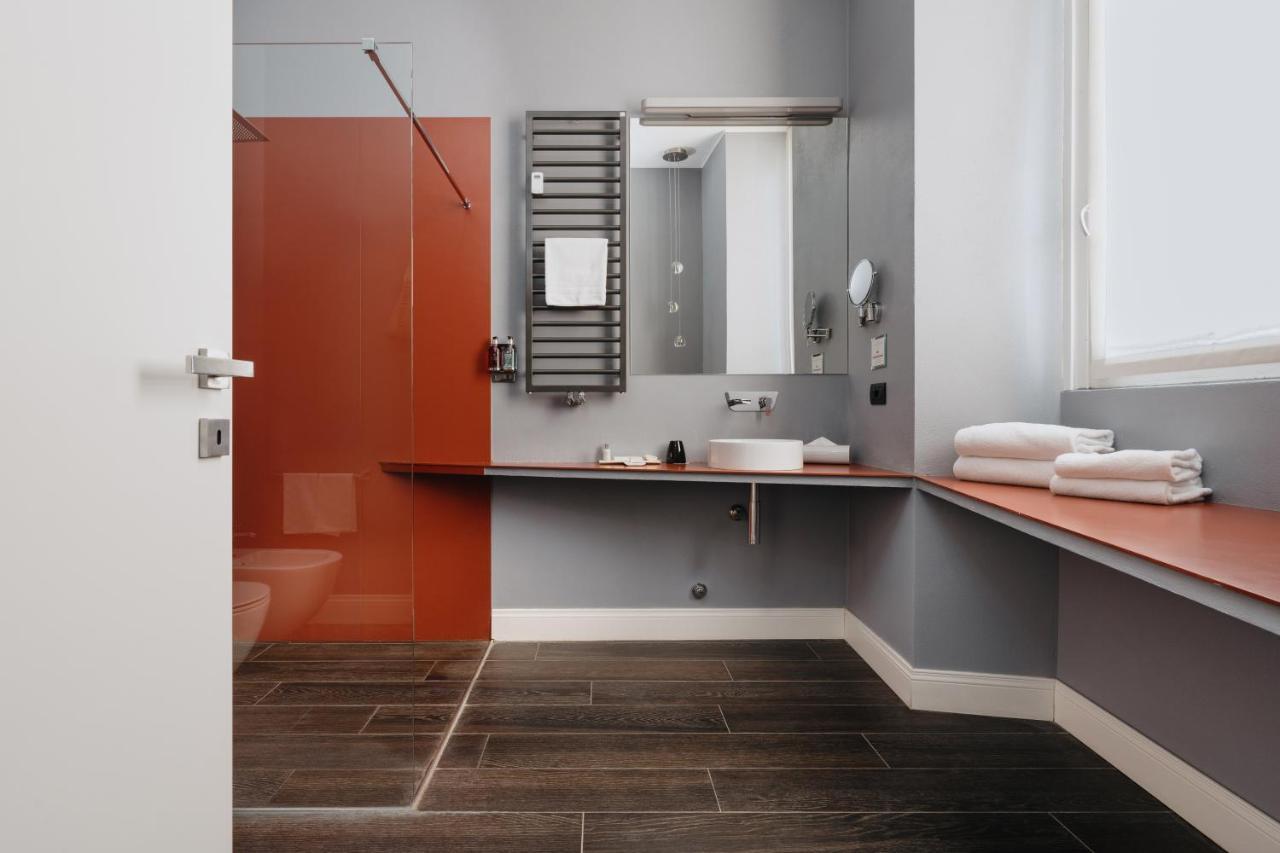 Montenapoleone Suites Milan Luaran gambar